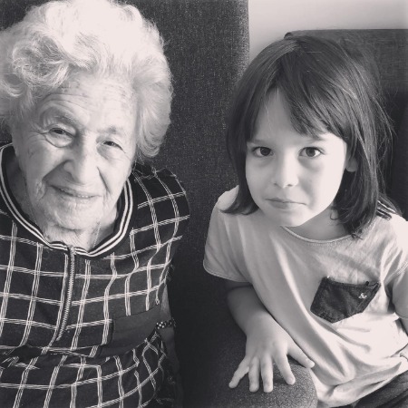 Netta Garti's child and grandmother together.